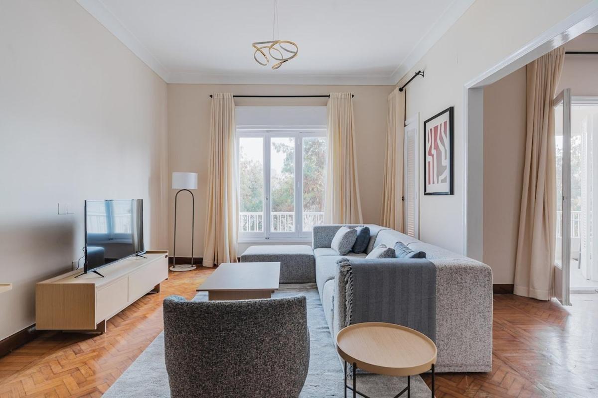 Omar Al Khayam, Zamalek - 3bd With Stunning Nile View *